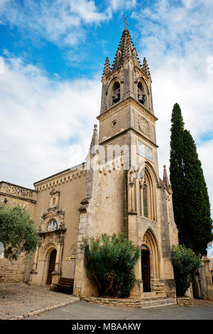 Église Saint-Roch d'Aiguèze, dans le village médiéval d'Aiguèze est une commune française, située dans le département du Gard, dans le sud de la France. Banque D'Images