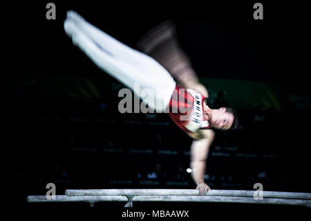 Rene Cournoyer du Canada pendant les Men's Parallel bars au centre sportif intérieur de Coomera pendant le cinquième jour des Jeux du Commonwealth de 2018 sur la Gold Coast, en Australie.APPUYEZ SUR ASSOCIATION photo.Date de la photo: Lundi 9 avril 2018.Voir PA Story COMMONWEALTH Gym.Le crédit photo devrait se lire comme suit : Danny Lawson/PA Wire.RESTRICTIONS : usage éditorial uniquement.Aucune utilisation commerciale.Pas d'émulation vidéo. Banque D'Images