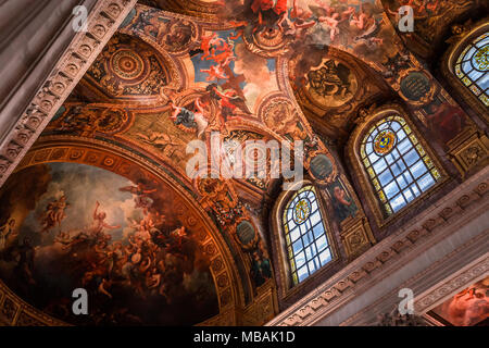 VERSAILLES FRANCE 01 avril : les intérieurs, les détails architecturaux d'un plafonds de la chapelle royale, 01 avril 2018 à Versailles, France Banque D'Images