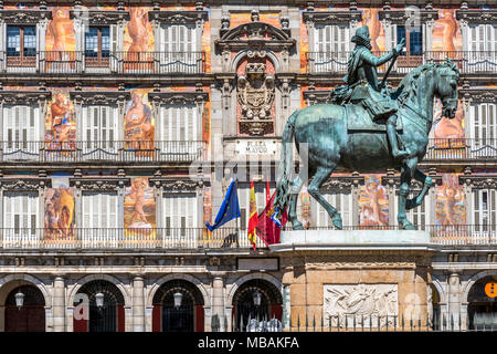 Felipe III statue équestre, Plaza Mayor, Madrid, Communauté de Madrid, Espagne Banque D'Images