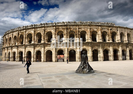 Nîmes, France, 2018 Amphithéâtre romain ou Arène à Nîmes, Languedoc-Roussillon, France Banque D'Images