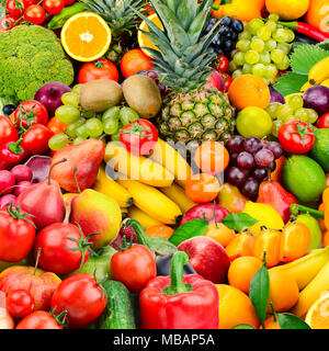 Grande collection de fruits et de légumes. Des aliments sains. Vue d'en haut Banque D'Images