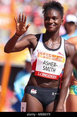 Le Queensland, Australie. Apr 9, 2018. Dina Asher Smith au 200m chauffe au Jeux du Commonwealth de 2018 XXI : crédit stand Ben/Alamy Live News Banque D'Images