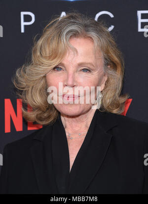 Hollywood, Californie, USA. Apr 9, 2018. Marta Kristen arrive pour Netflix's 'Lost in Space' Première au Cinerama Dome. Credit : Lisa O'Connor/ZUMA/Alamy Fil Live News Banque D'Images