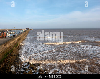 South Pier à côté de South Cliff Road, Bridlington, East circonscriptions of Yorkshire, Angleterre, Royaume-Uni Banque D'Images