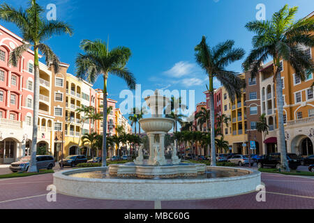 Bayfront, un quartier résidentiel et commercial dans la communauté Naples, Floride, USA Banque D'Images