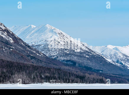 Montagnes autour d'Anchorage, Alaska Banque D'Images