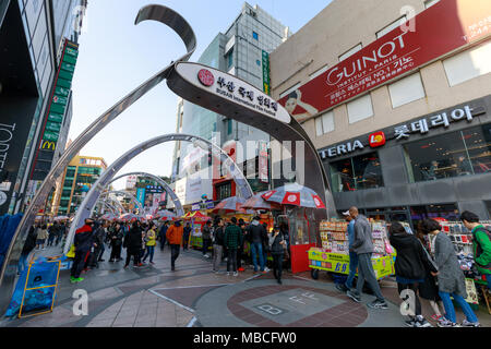 Busan, Corée du Sud - Mars 24, 2018 : Busan International Film Festival (BIFF) Square à Nampo-dong, Jung-gu Banque D'Images