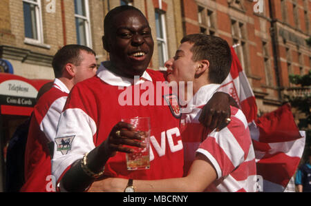 Islington a célébré l'arsenal 1994 victoire de la coupe européenne Banque D'Images