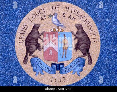 Le Masonic Sceau de la Grande Loge du Massachusetts. Il s'agit d'une mosaïque murale sur la façade de la Temple maçonnique à Boston. Banque D'Images