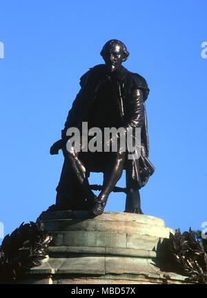 Statue de Shakespeare du Mémorial à Stratford-on-Avon, conçu par Lord Ronald Gower. Banque D'Images