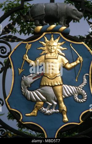 Londres, Physic Garden (Chelsea) Appareil d'Apollon et de dragon sur la porte en fer forgé du Physic Garden (Chelsea - 66 route de l'hôpital), l'Angleterre est deuxième jardin botanique.. ©2006 Charles Walker / Banque D'Images