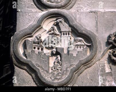 Le symbolisme alchimique dans le porche central de la cathédrale d'Amiens. Pour plus de détails de sens, voir "Fulcanelli Le mystère des Cathedrales", 1971. Banque D'Images