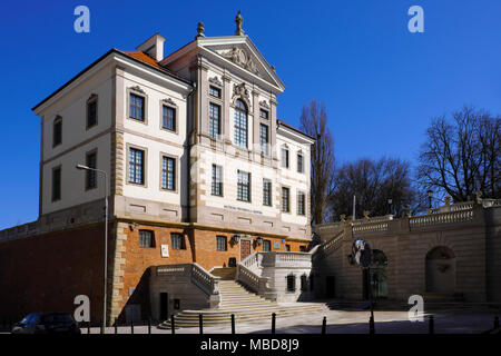 Varsovie, Mazovie / Pologne - 2018/04/07 : Quartier historique de la vieille ville de Varsovie - Fryderyk Chopin Museum au Palais Ostrogski Banque D'Images