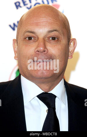 La photo doit être crédité ©Presse Alpha 072743 21/11/09 Ray Wilkins au Bal de bienfaisance de la Fondation Didier Drogba au Dorchester Hotel Londres Banque D'Images