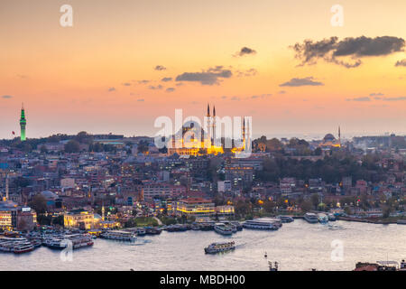 Istanbul, coucher de soleil vue depuis la tour de Galata Banque D'Images