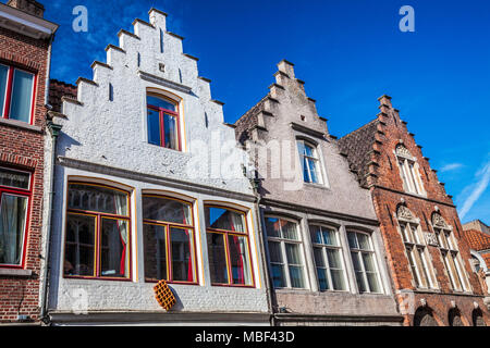 Maisons patriciennes historiques le long du Langerei à Bruges (Brugge), Belgique. Banque D'Images