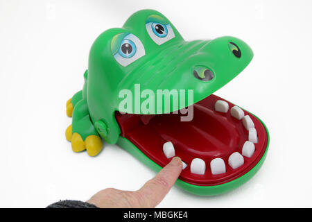 La bouche de Crocodile Dentiste Bite doigt jeu drôle Toy Banque D'Images