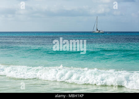 Location dans l'eau bleu de l'océan Atlantique près de Sal, Cap Vert, Cabo Verde Banque D'Images