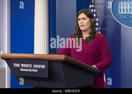 10 avril 2018 - Washington, DC, États-Unis - Secrétaire de presse SARAH SANDERS (alias HUCKABEE SARAH SANDERS) à la conférence de presse à la Maison Blanche à la Maison Blanche à Washington, DC Le 10 avril 2018 (Crédit Image : © Michael Brochstein via Zuma sur le fil) Banque D'Images