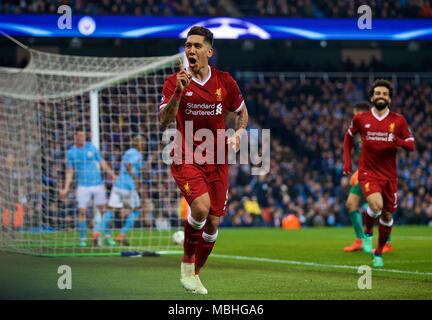 Manchester, UK. 10 avr, 2018. Roberto Firmino de Liverpool célèbre après avoir marqué pendant la deuxième quart de finale de la Ligue des Champions de football match de jambe entre Liverpool et Manchester City à Manchester, Angleterre, le 10 avril 2018. Liverpool a gagné 5-1 sur l'ensemble des deux matchs et se qualifie pour la demi-finale. Source : Xinhua/Alamy Live News Banque D'Images