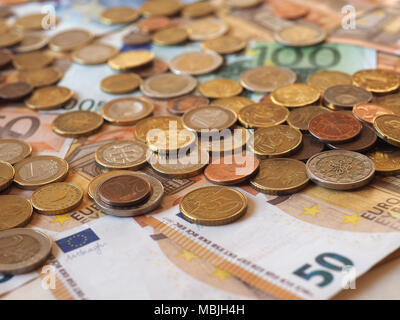 Billets et pièces en euro (EUR), service d'Union européenne Banque D'Images