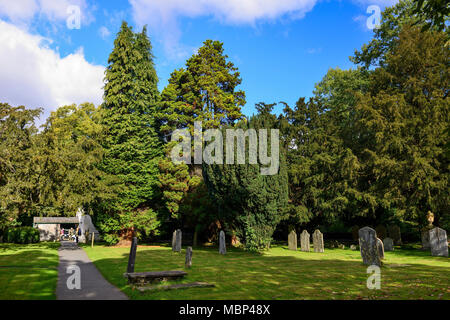 Cimetière de st oswald's Church dans le village de Grasmere dans le Lake District, Cumbria, Angleterre Banque D'Images