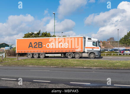 A2B grand véhicule de transport commercial en ligne sur une route en Angleterre, Royaume-Uni. A2B camion en ligne. A2B camion en ligne. Banque D'Images