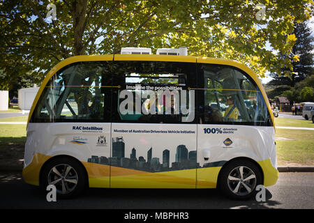 Bus électrique sans conducteur, à Perth, Australie, le 24 février 2018. Banque D'Images