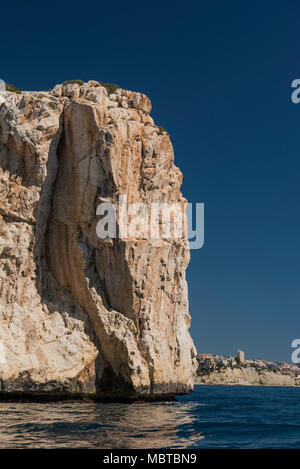 Falaise rocheuse à Morro de Toix, Calpe, Alicante province village, Espagne Banque D'Images