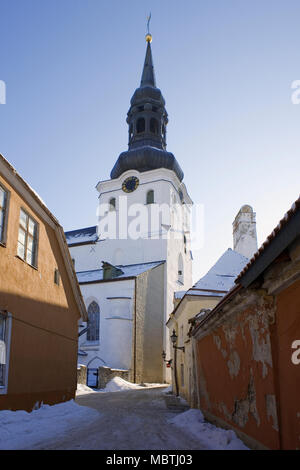 Toomkirik, ou l'Eglise du Dôme de la cathédrale de Toompea (Hill), Tallinn à partir de l'extrémité nord de toom-kooli Banque D'Images