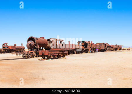 Vieux train à vapeur la cimetière, Salar de Uyuni, Bolivie Banque D'Images