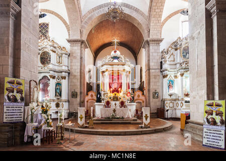 POTOSI, BOLIVIE - Mai 21, 2015 : l'église San Lorenzo (Iglesia de San Lorenzo) intérieur, situé à Potosi, Bolivie. Banque D'Images