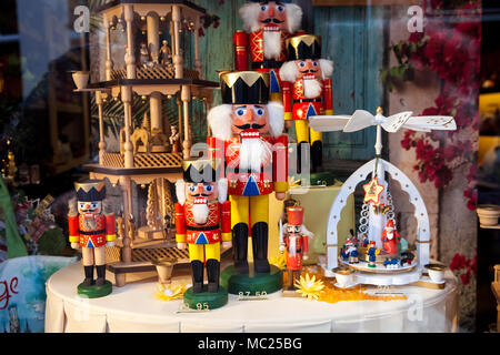 Craquelins écrou toys Banque D'Images