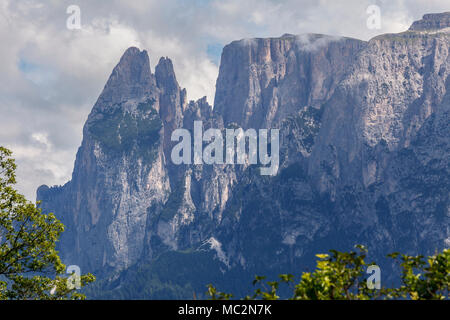 Sciliar, montagne de la province de Bolzano, le Tyrol du Sud, Italie Banque D'Images