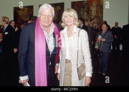 Gunter Sachs mit Ehefrau Mirja. Gunter Sachs avec son épouse Mirja. Banque D'Images