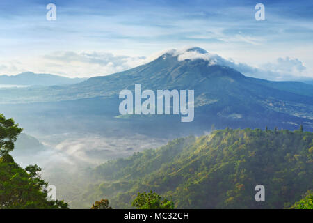 Paysage de Batur volcano sur l'île de Bali, Indonésie Banque D'Images