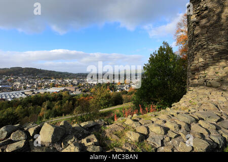 Vue d'automne sur la ville de Kendal Kendal Castle, Cumbria, Angleterre, Royaume-Uni Banque D'Images