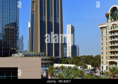 Dubaï, Émirats arabes unis - 8 avril. 2018.Le développement de la rue Al Sukook Banque D'Images