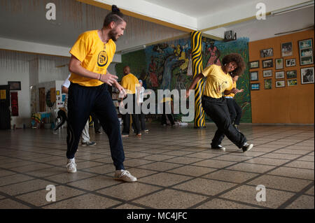 Visite d'une école de capoeira gérée par Mestre Valmir Banque D'Images