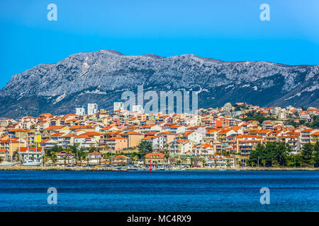 Vue panoramique à Podstrana en banlieue de la ville de Split, la Dalmatie région. Banque D'Images