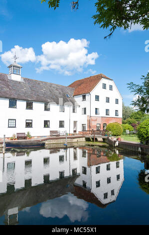 18e siècle Hambleden Mill, Moulin Fin Lock, Hambleden, Buckinghamshire, Angleterre, Royaume-Uni Banque D'Images