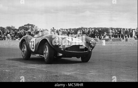 Aston Martin DB3S, Reg Parnell. Charterhall Journal Newcastle International Trophy Race. 6.8.1955 Banque D'Images