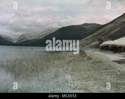 AJAXNETPHOTO. 1911 (environ). MERIONETHSHIRE, Pays de Galles, Royaume-Uni. - Voir l'A FAIT AVEC DÉBUT DE FILM COULEUR AUTOCHROME. Photographe:Inconnu © COPYRIGHT DE L'IMAGE NUMÉRIQUE PHOTO VINTAGE AJAX AJAX BIBLIOTHÈQUE SOURCE : VINTAGE PHOTO LIBRARY COLLECTION REF :(C)AVL   1911 ACHM 34 Banque D'Images