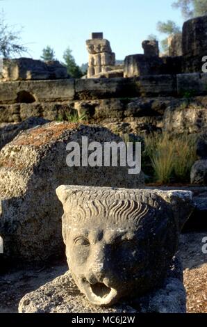 Grèce Olympia demeure du Grand Temple de Zeus à Olympie Péloponnèse Banque D'Images