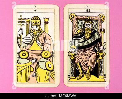 Cartes de Tarot Arcanes majeurs du Tarot Parisien Banque D'Images