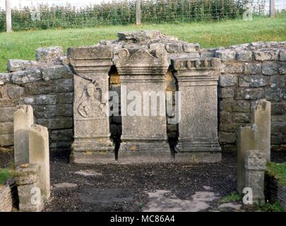 Reste du Temple Romain de Mithra à Carrawburgh, l'ancienne Brocolitia, construite vers 205 AD, mais destoryed dans le même siècle Banque D'Images