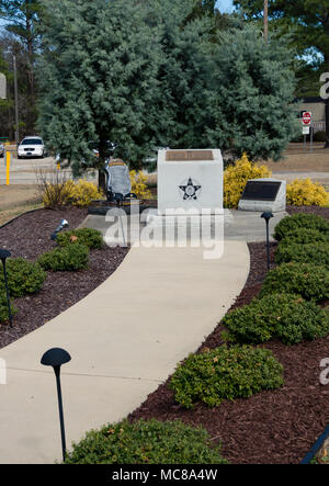 Agent de police Hope Mills mémorial en hommage à l'armée déchue et les braves qui protègent leur communauté Banque D'Images