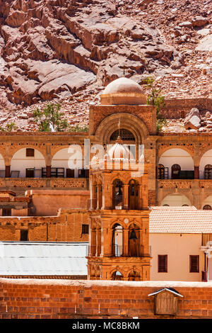 Belle vue de bellfry le Monastère de Sainte Catherine dans la péninsule du Sinaï, en Égypte. Il est le plus ancien monastère chrétien Banque D'Images