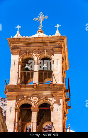 Belle vue de bellfry le Monastère de Sainte Catherine dans la péninsule du Sinaï, en Égypte. Il est le plus ancien monastère chrétien Banque D'Images